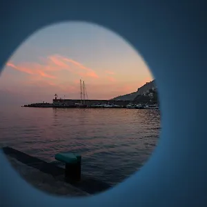 Vista D'amalfi לינה וארוחת בוקר אמאלפי
